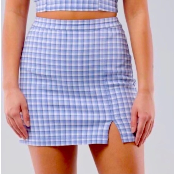 Hollister light blue plaid high rise mini skirt size small - Picture 1 of 8